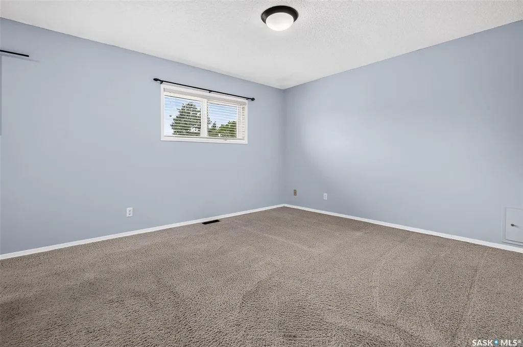1329 Regal Crescent Moose Jaw SK S6H 7S1