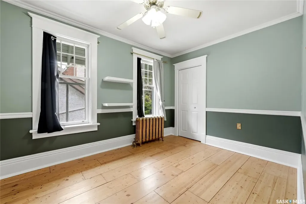 3008 Victoria Avenue Regina SK S4T 1K9