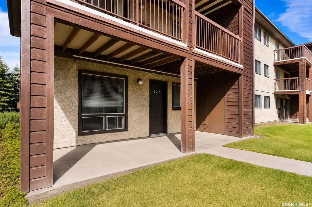 51 Rodenbush Drive Regina SK S4R 8C7