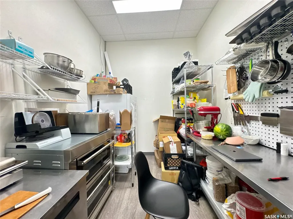 210 Slimmon Road Saskatoon SK S7V 0L7