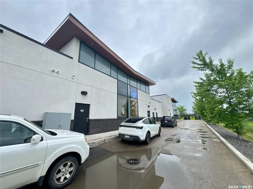 210 Slimmon Road Saskatoon SK S7V 0L7