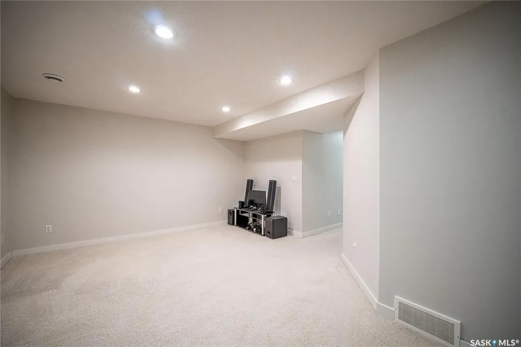 710 Gordon Road Saskatoon SK S7T 0J5