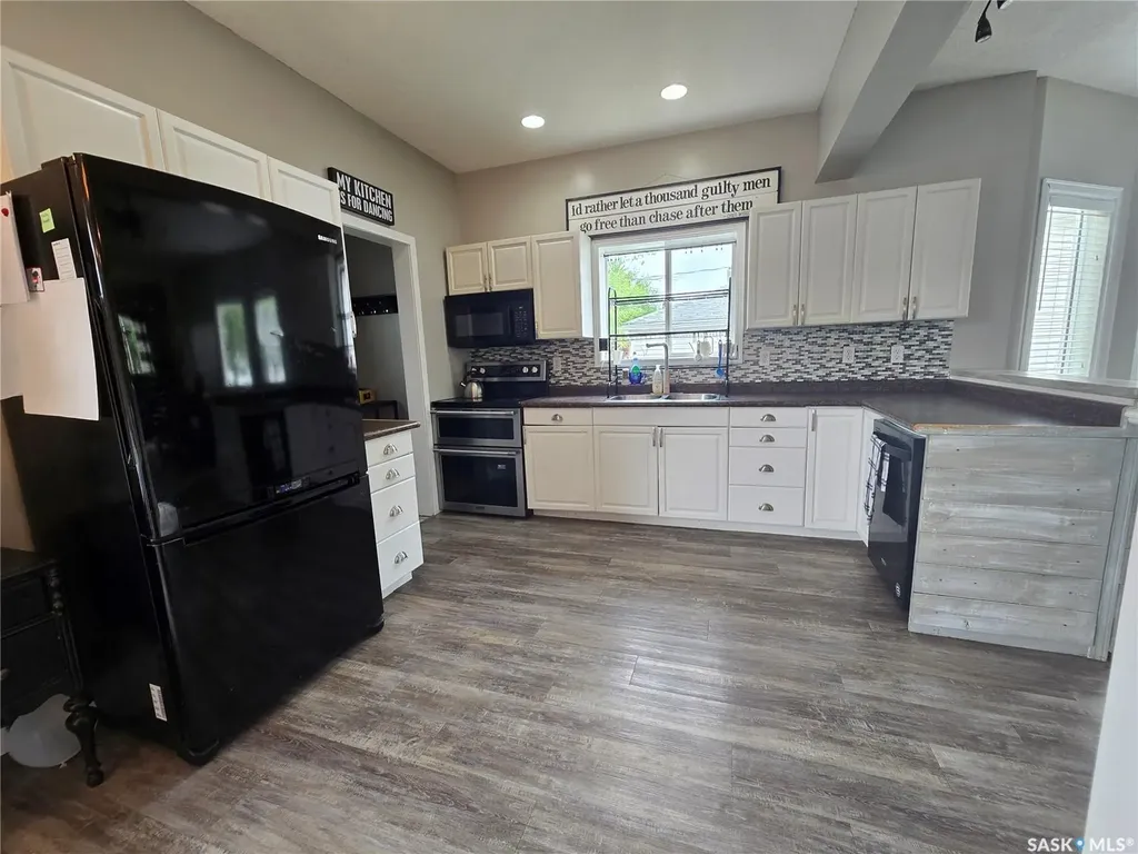 134 9th Avenue W Melville SK S0A 2P0