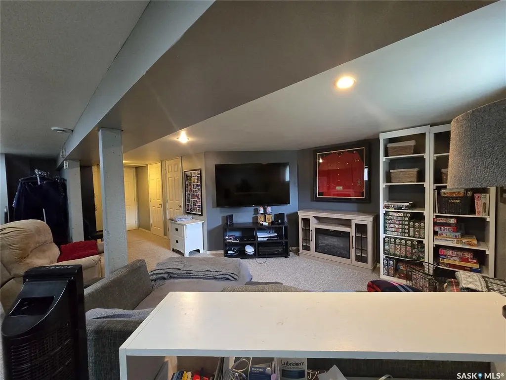 134 9th Avenue W Melville SK S0A 2P0