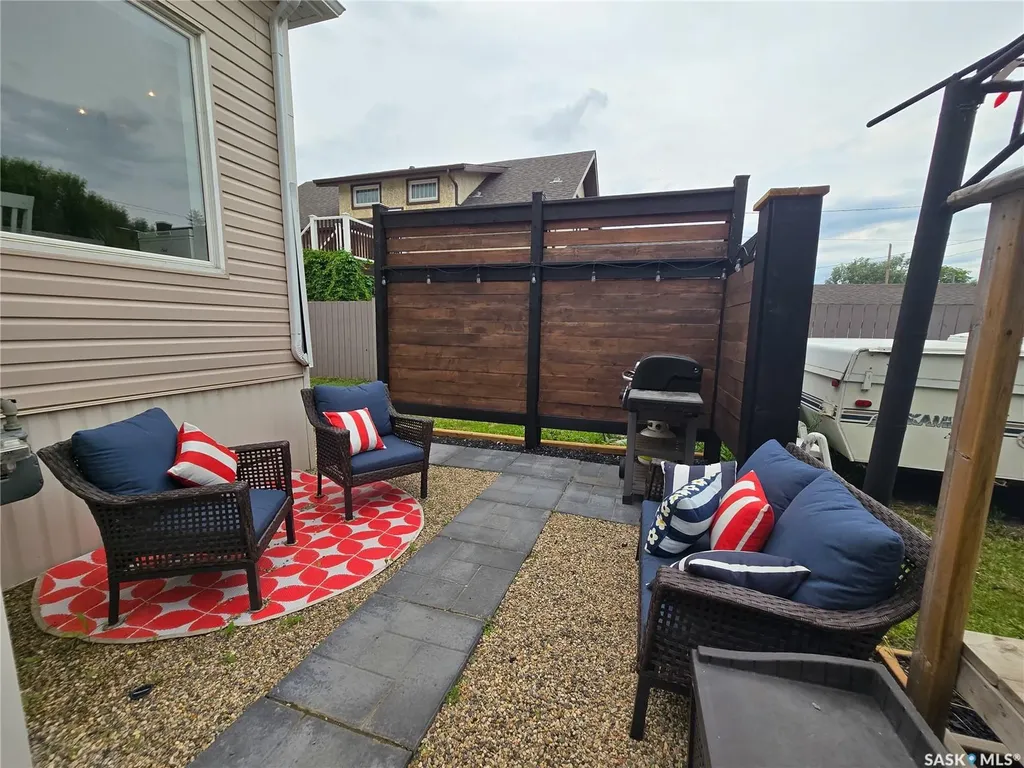 134 9th Avenue W Melville SK S0A 2P0