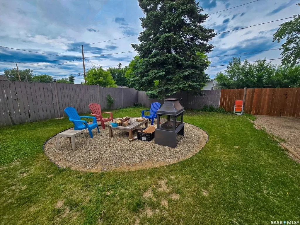 134 9th Avenue W Melville SK S0A 2P0