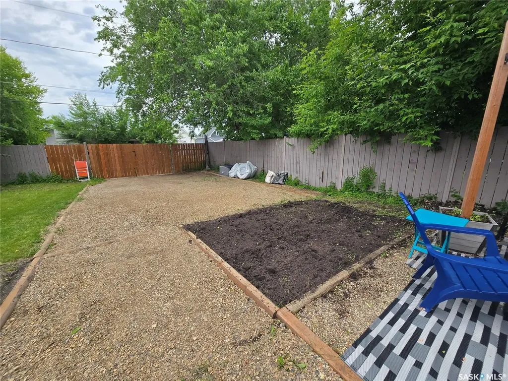 134 9th Avenue W Melville SK S0A 2P0