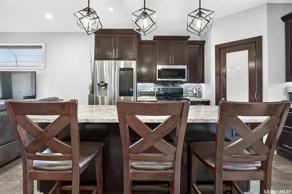 124 Everton Crescent Moose Jaw SK S6K 0A3