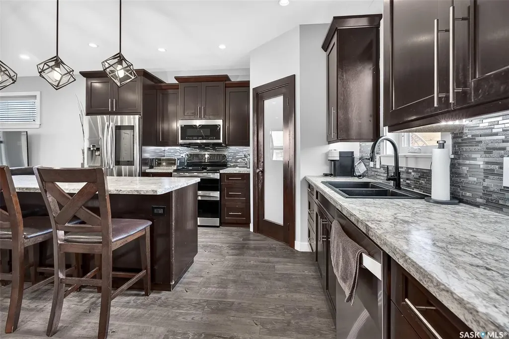 124 Everton Crescent Moose Jaw SK S6K 0A3