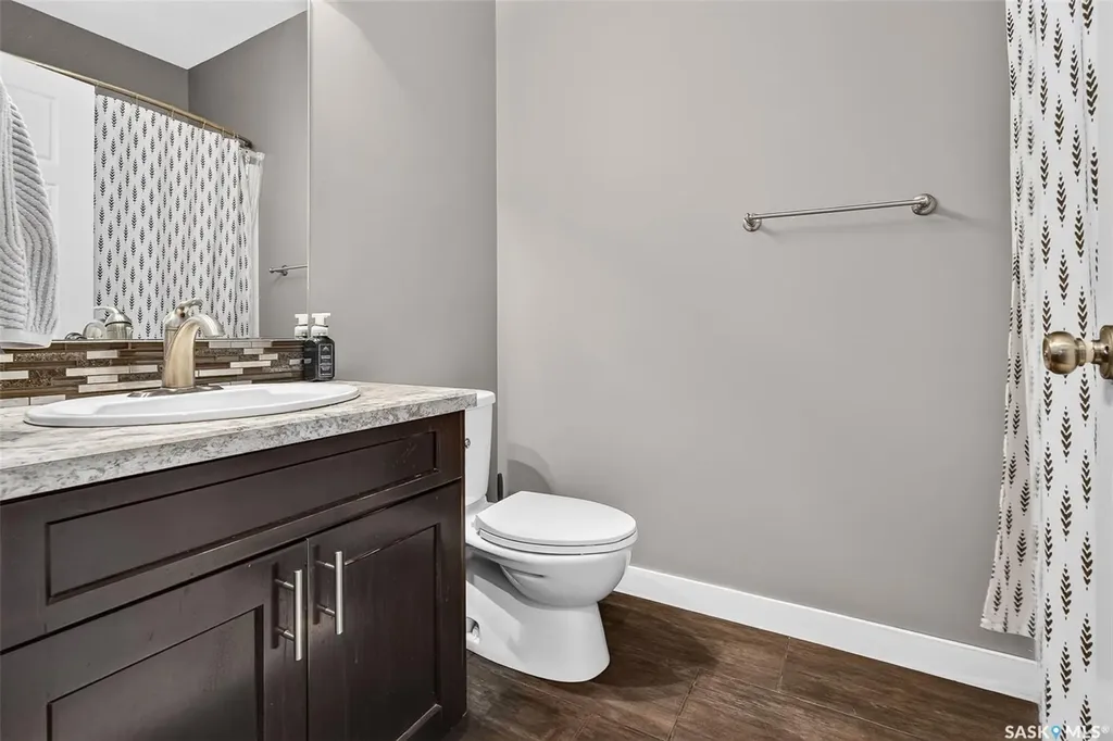 124 Everton Crescent Moose Jaw SK S6K 0A3