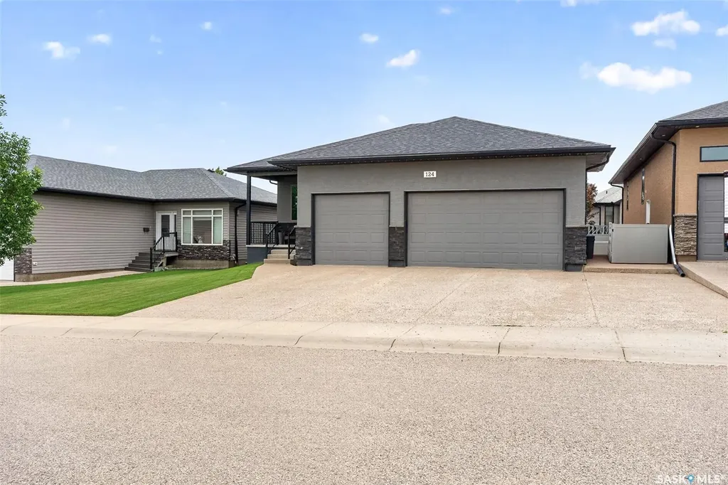 124 Everton Crescent Moose Jaw SK S6K 0A3