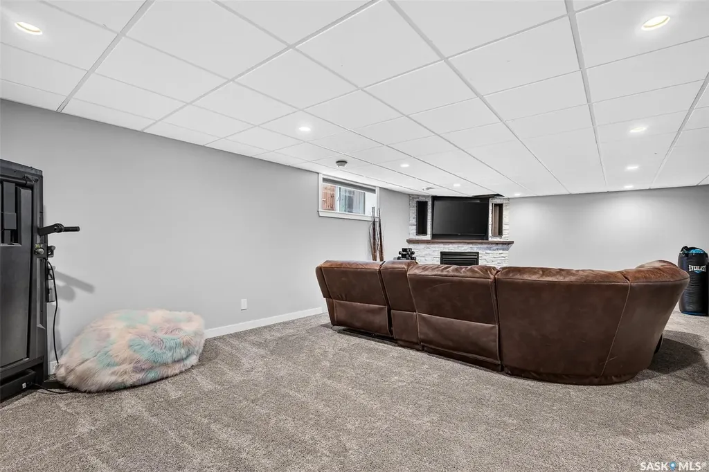 124 Everton Crescent Moose Jaw SK S6K 0A3