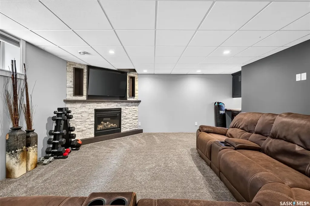 124 Everton Crescent Moose Jaw SK S6K 0A3