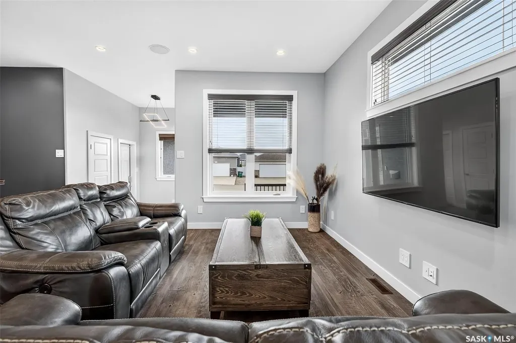 124 Everton Crescent Moose Jaw SK S6K 0A3