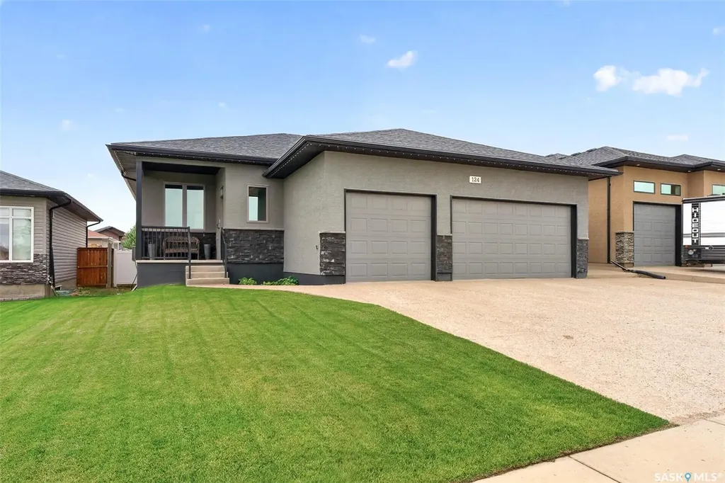 124 Everton Crescent Moose Jaw SK S6K 0A3