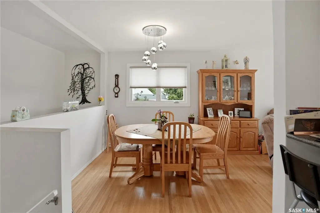 1402 93rd Street North Battleford SK S9A 0C1