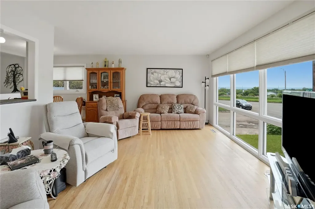 1402 93rd Street North Battleford SK S9A 0C1
