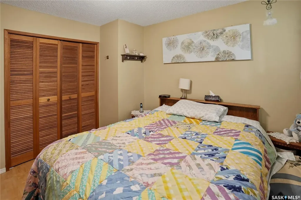 1402 93rd Street North Battleford SK S9A 0C1