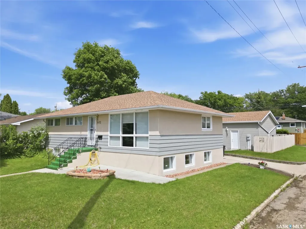 1402 93rd Street North Battleford SK S9A 0C1