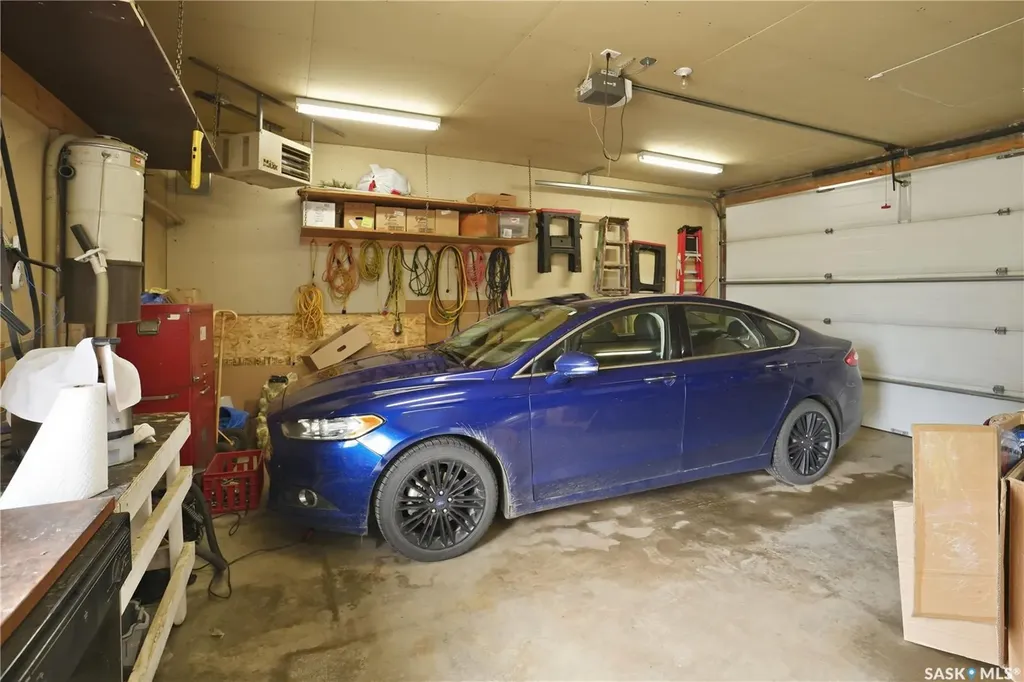1402 93rd Street North Battleford SK S9A 0C1