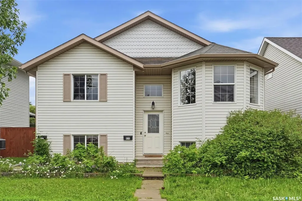 835-837 Rutherford Way Saskatoon SK S7N 0H1
