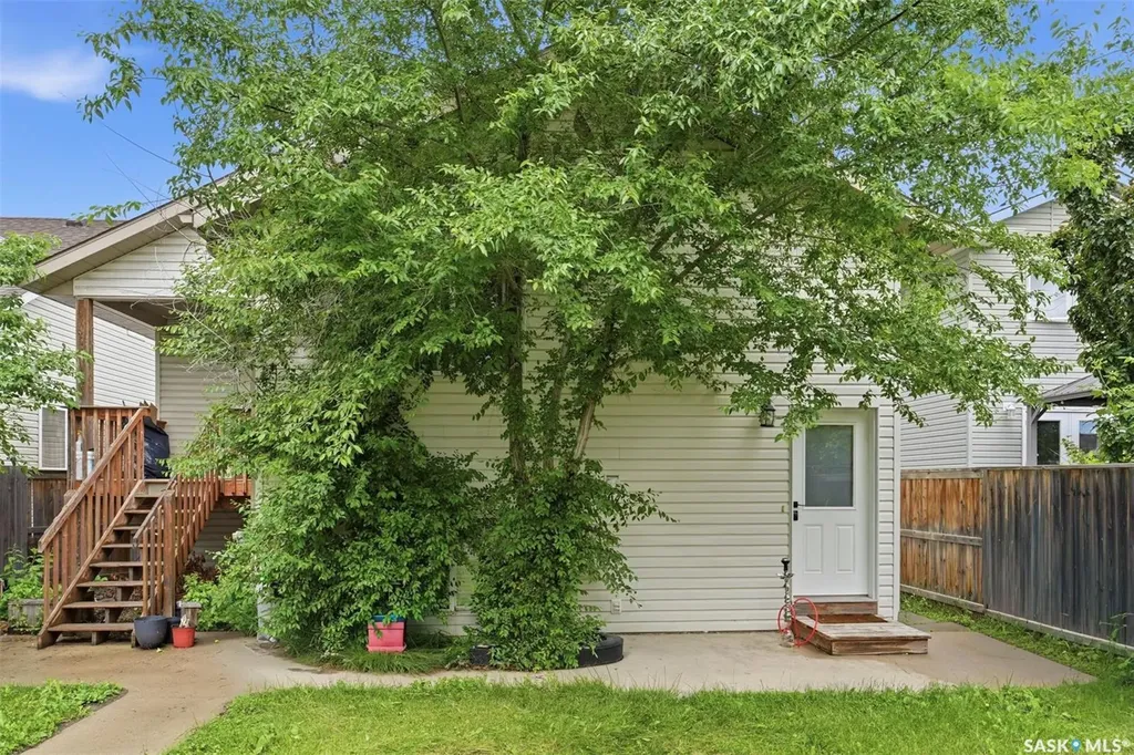 835-837 Rutherford Way Saskatoon SK S7N 0H1