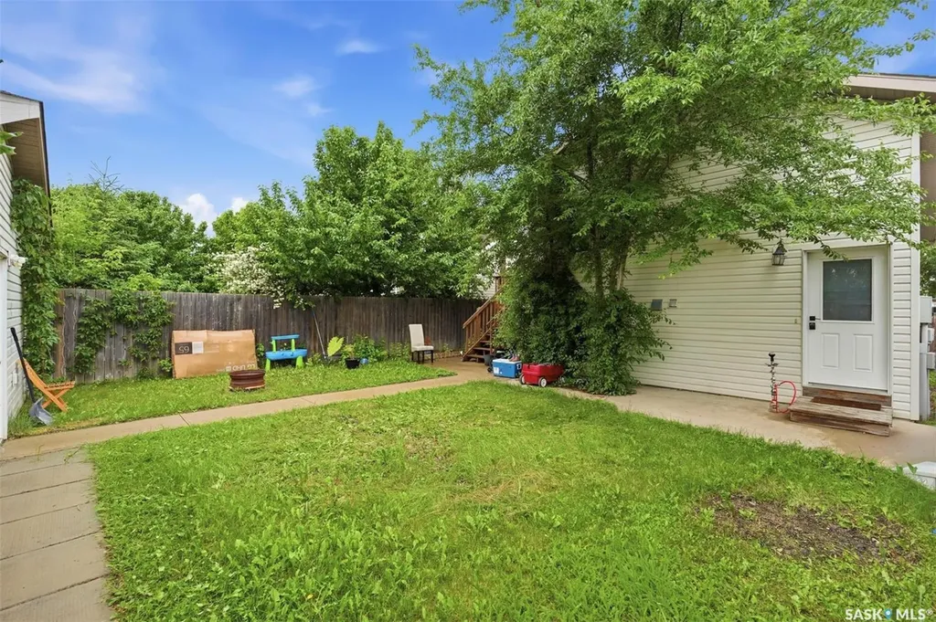 835-837 Rutherford Way Saskatoon SK S7N 0H1