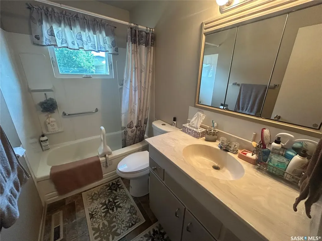 132 Churchill Avenue Coronach SK S0H 0Z0