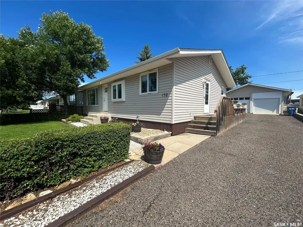 132 Churchill Avenue Coronach SK S0H 0Z0