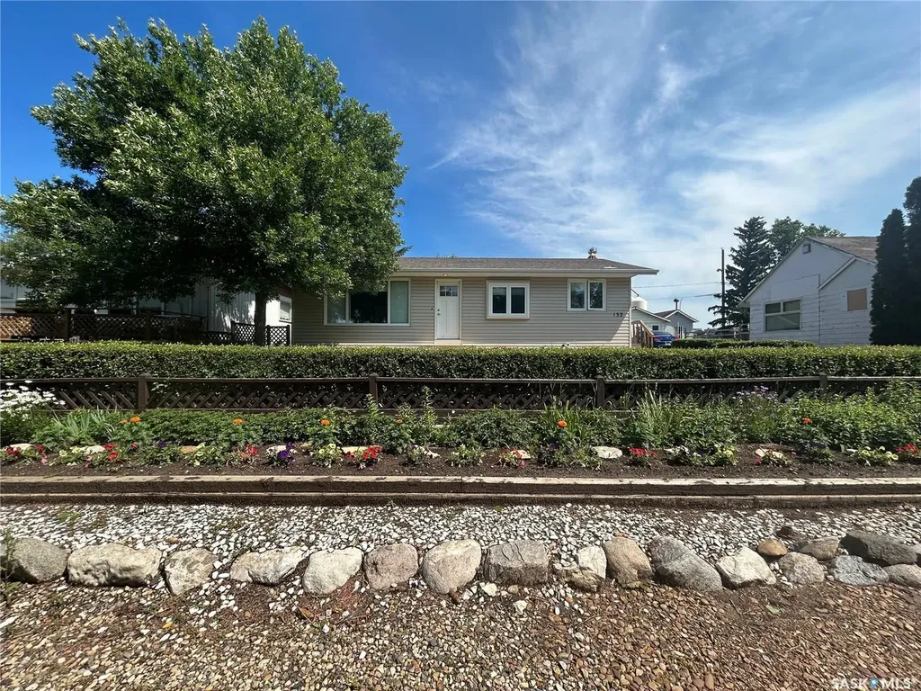 132 Churchill Avenue Coronach SK S0H 0Z0