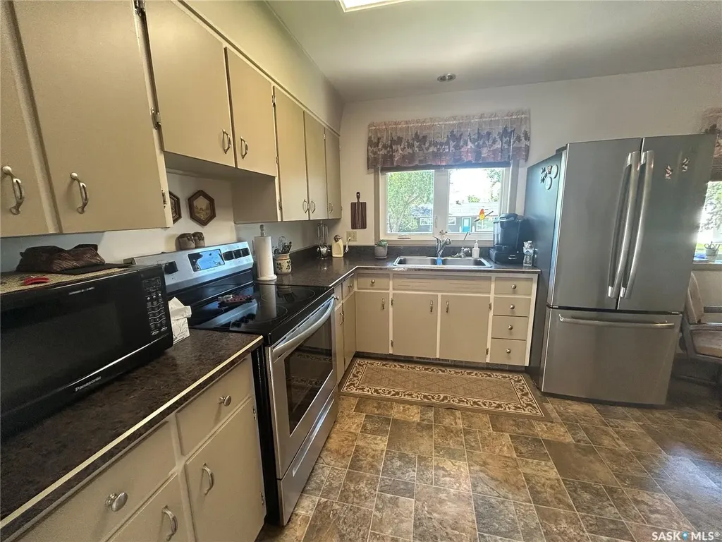 132 Churchill Avenue Coronach SK S0H 0Z0