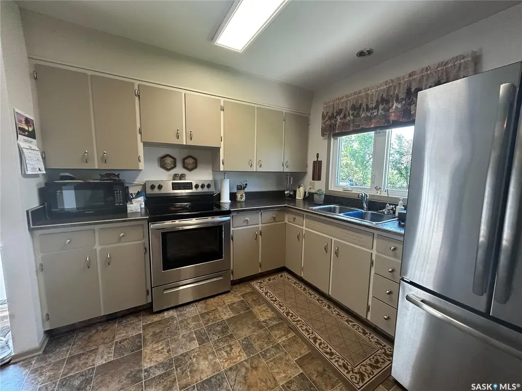 132 Churchill Avenue Coronach SK S0H 0Z0