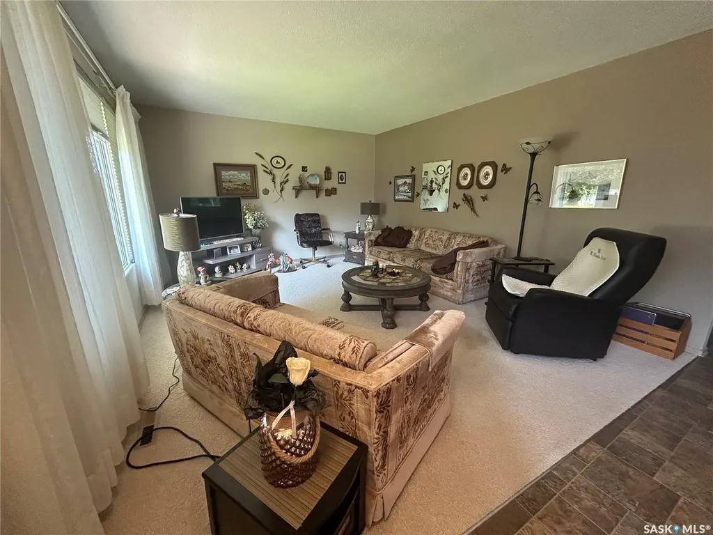 132 Churchill Avenue Coronach SK S0H 0Z0