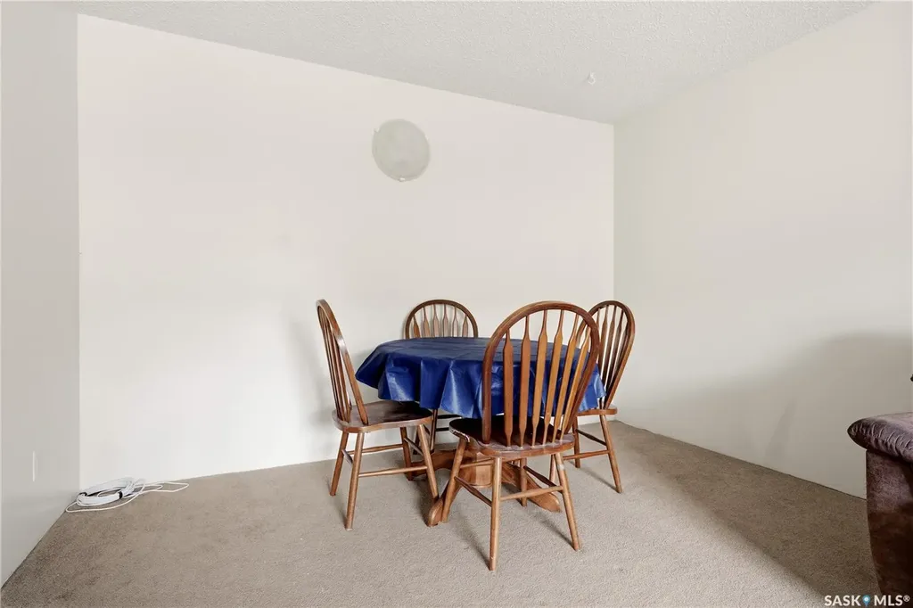 15 Alport Crescent Regina SK S4R 8C6