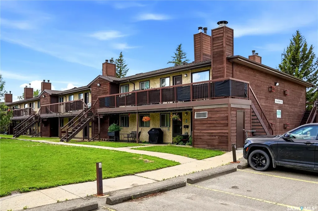 15 Alport Crescent Regina SK S4R 8C6