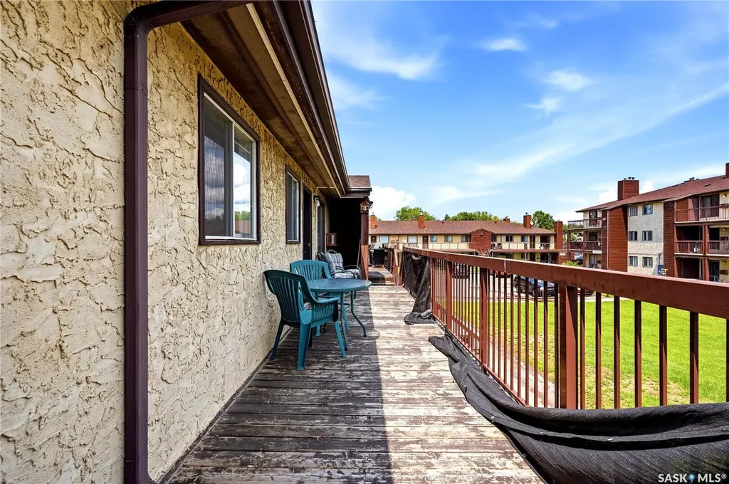 15 Alport Crescent Regina SK S4R 8C6
