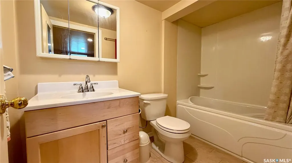 123 Ruth Street E Saskatoon SK S7K 0J7