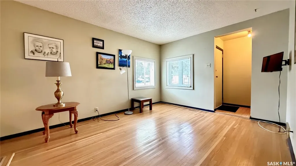 123 Ruth Street E Saskatoon SK S7K 0J7
