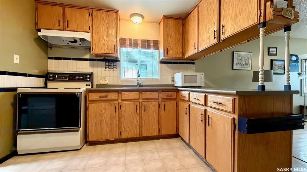 123 Ruth Street E Saskatoon SK S7K 0J7