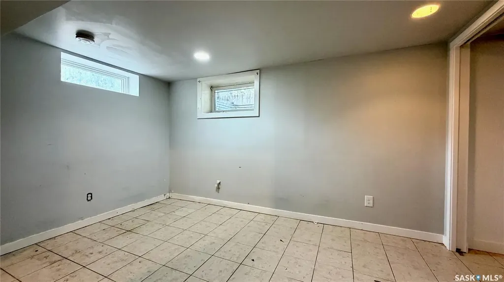 1340 E Avenue N Saskatoon SK S7L 1T5
