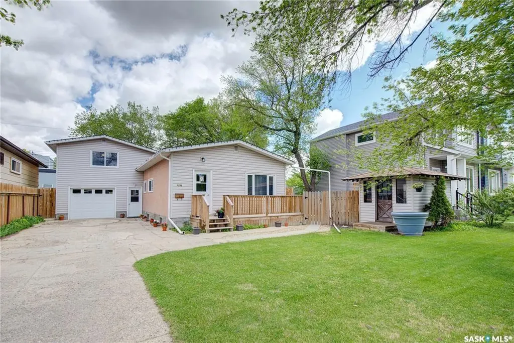 1340 E Avenue N Saskatoon SK S7L 1T5
