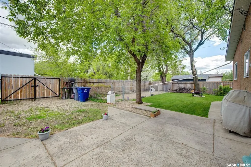 1340 E Avenue N Saskatoon SK S7L 1T5