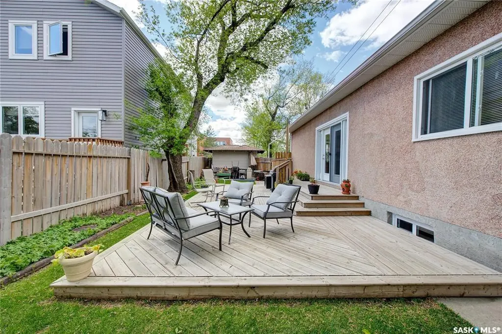 1340 E Avenue N Saskatoon SK S7L 1T5