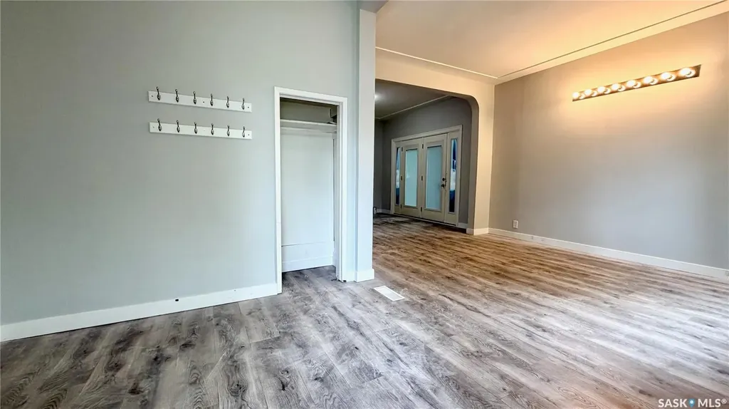 1340 E Avenue N Saskatoon SK S7L 1T5