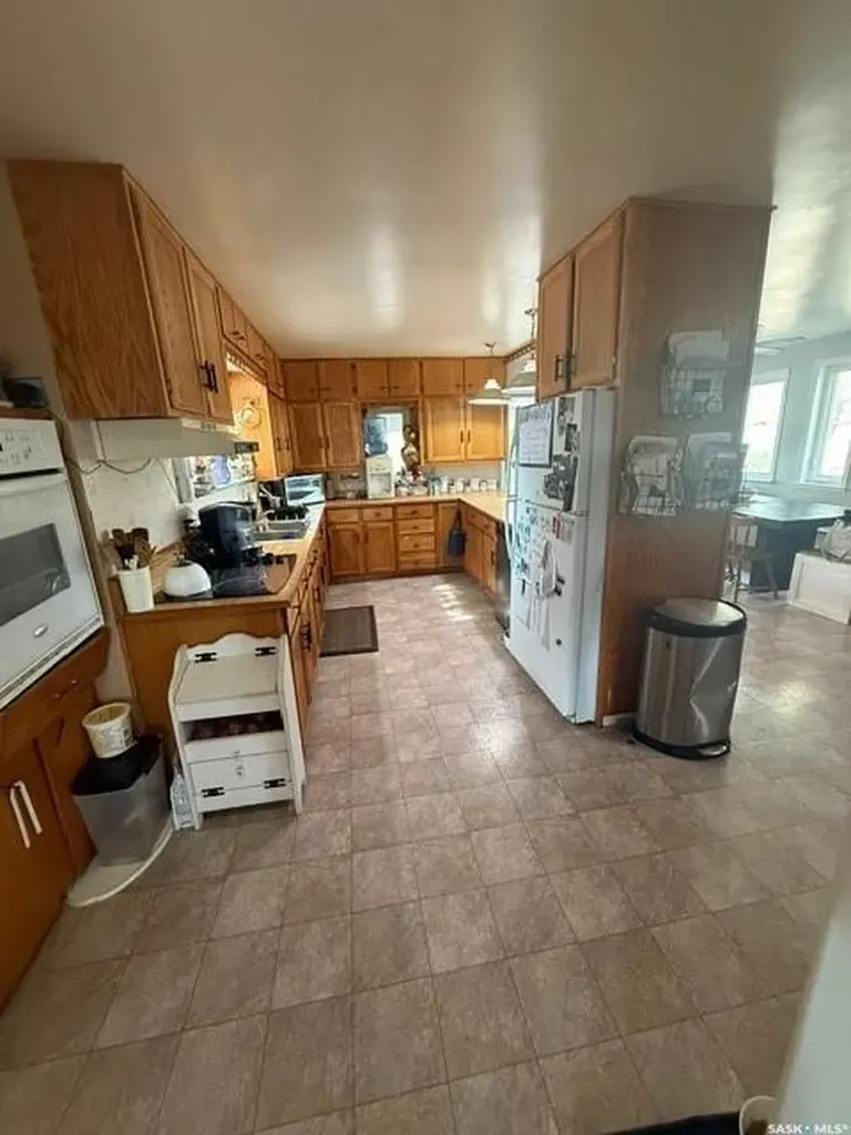 60 Railway Avenue Redvers SK S0C 2H0