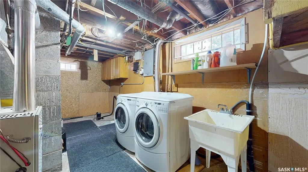 2604 Edward Street Regina SK S4S 0M8