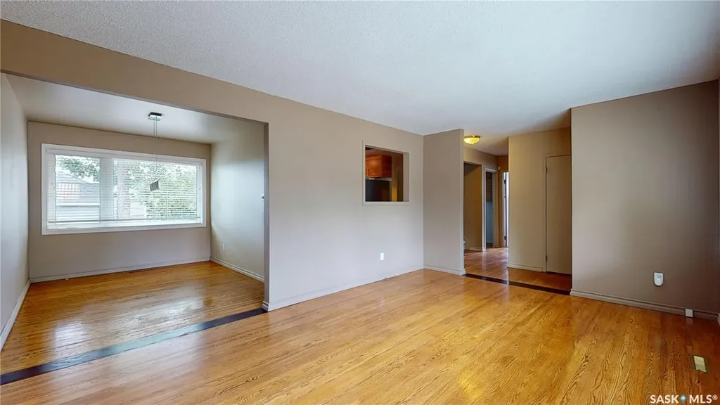 2604 Edward Street Regina SK S4S 0M8