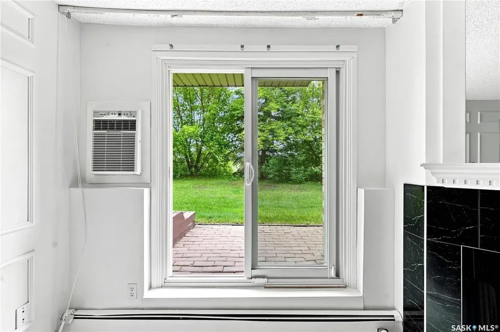 411 Tait Court Saskatoon SK S7H 5L3
