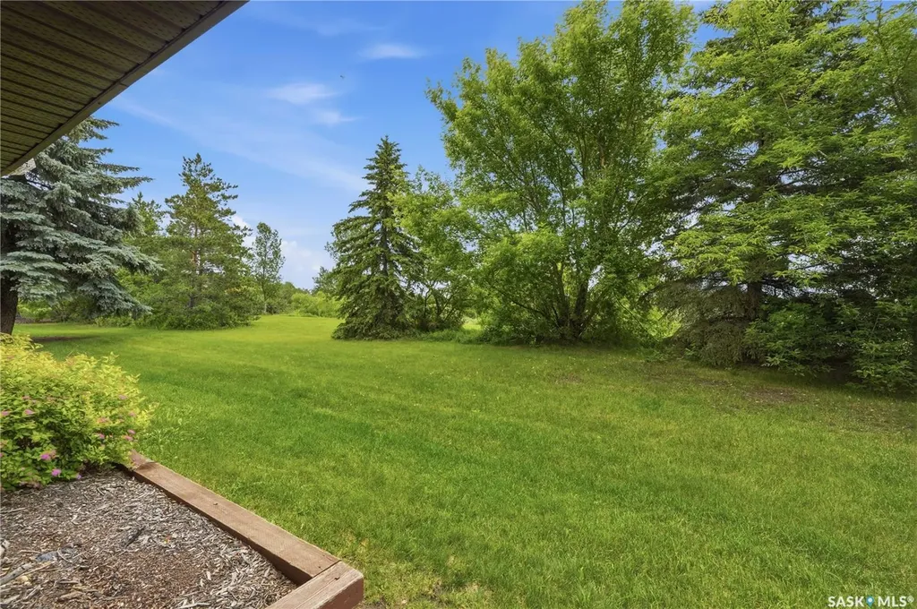 411 Tait Court Saskatoon SK S7H 5L3