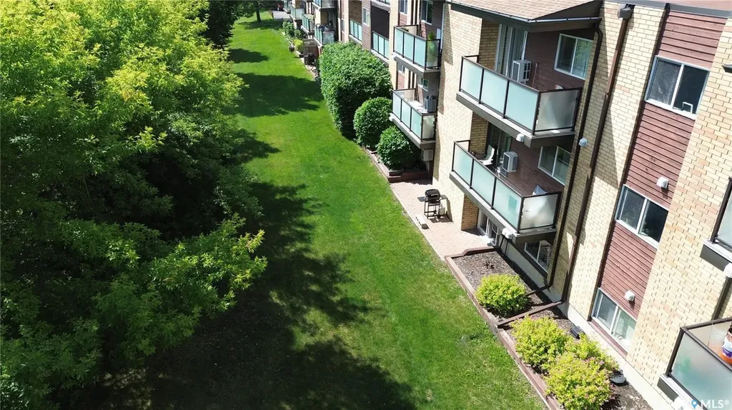 411 Tait Court Saskatoon SK S7H 5L3